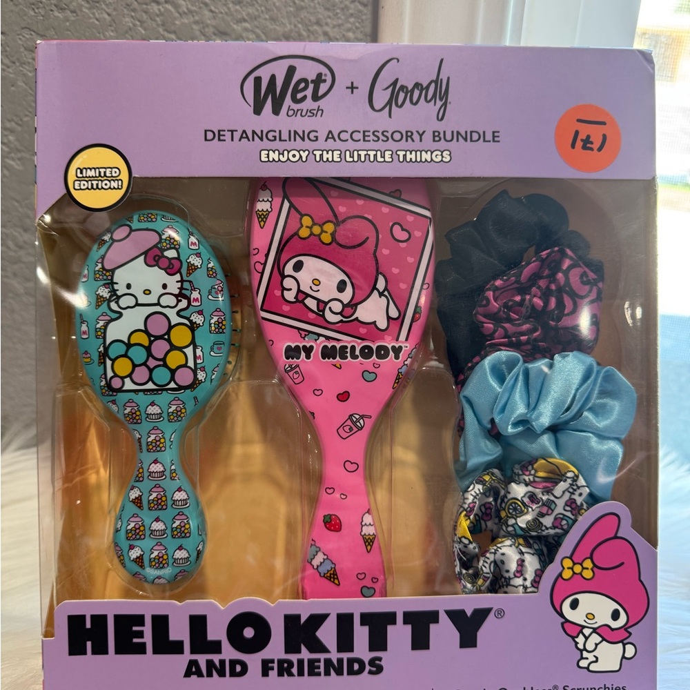 Hello Kitty Pink and Blue Hair Accessories Set